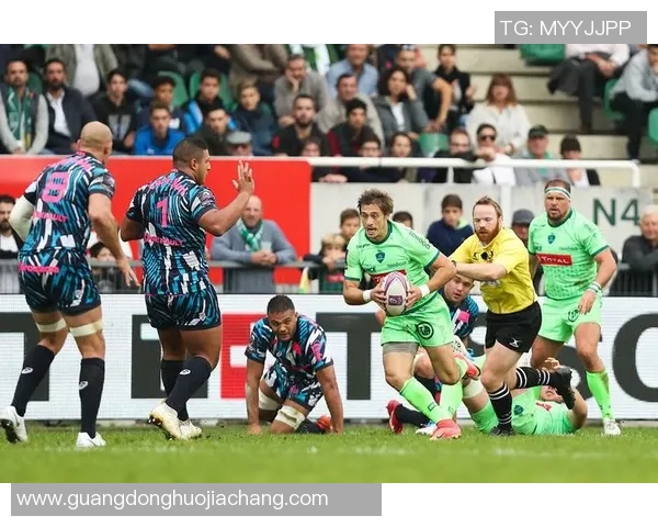 戈亚斯与沙佩展开激烈对决谁能在这场比赛中笑到最后